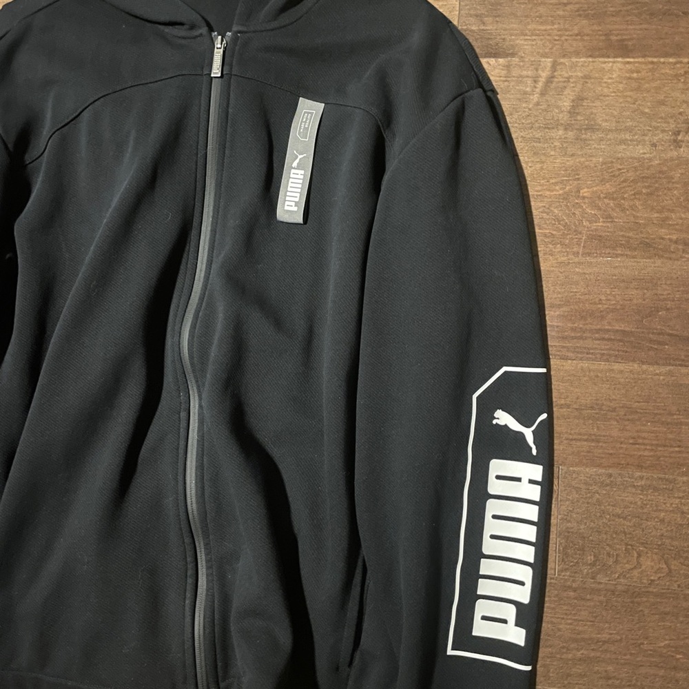 Puma Zip-Up - Picture 2 of 3